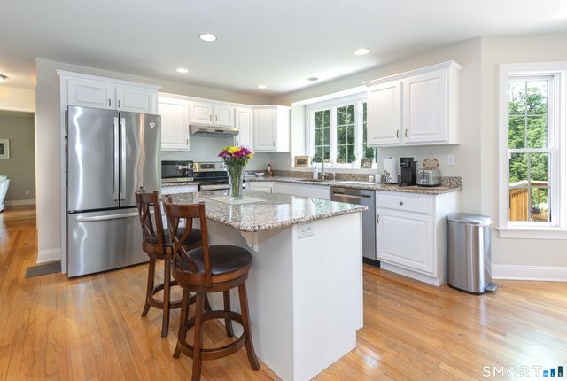 335 Luna Trl Extension, Southbury, CT 06488