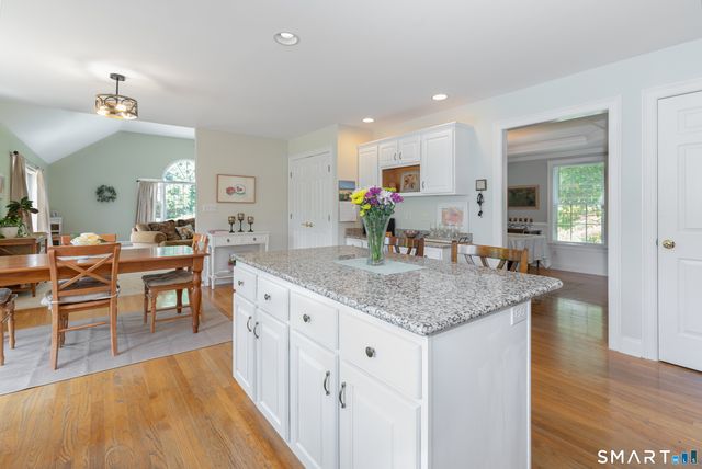 335 Luna Trl Extension, Southbury, CT 06488