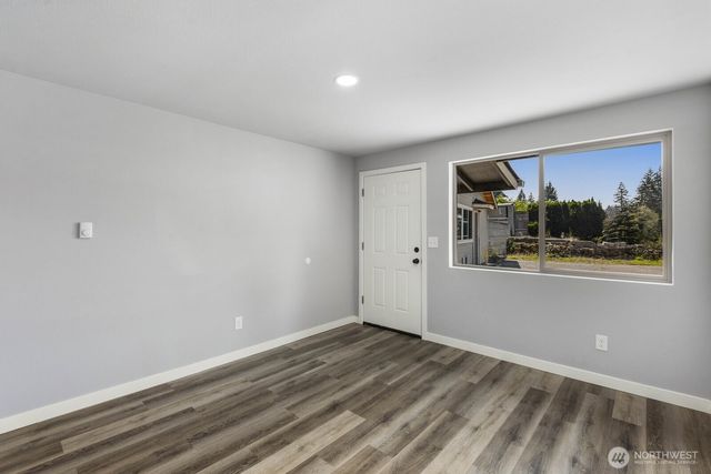 11820 SE 318th Place, Auburn, WA 98092
