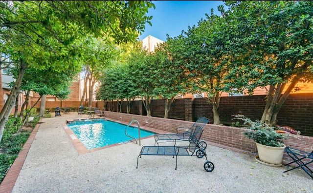 2902 State Street 1, Dallas, TX 75204