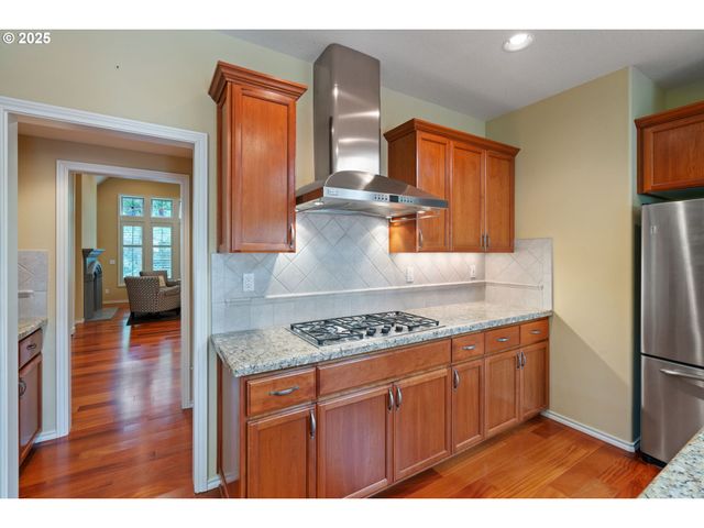 29435 Sw ST TROPEZ Ave, Wilsonville, OR 97070