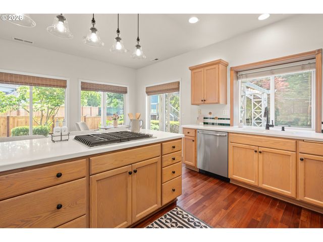 2971 SARAH Ln, Eugene, OR 97408