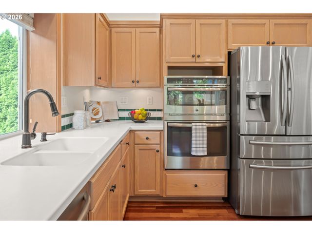 2971 SARAH Ln, Eugene, OR 97408