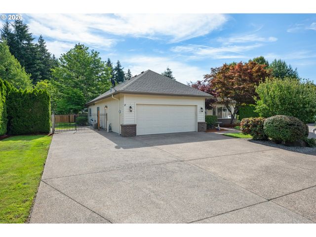 2971 SARAH Ln, Eugene, OR 97408