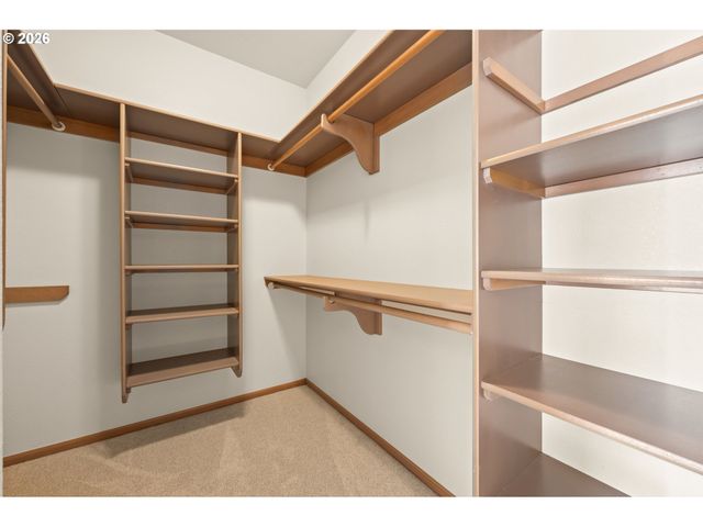2971 SARAH Ln, Eugene, OR 97408