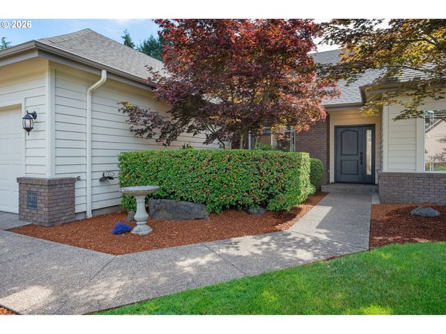 2971 SARAH Ln, Eugene, OR 97408