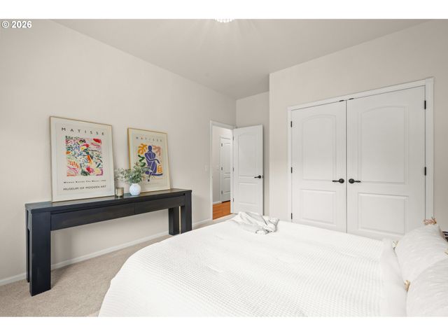 2971 SARAH Ln, Eugene, OR 97408