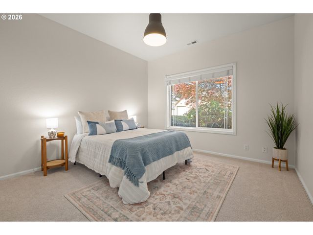 2971 SARAH Ln, Eugene, OR 97408