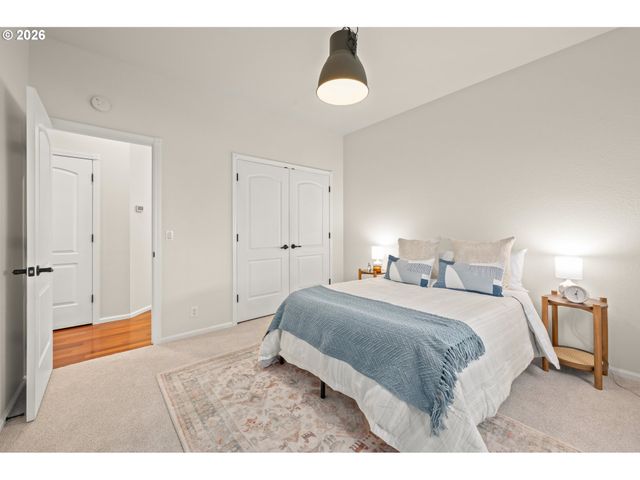 2971 SARAH Ln, Eugene, OR 97408