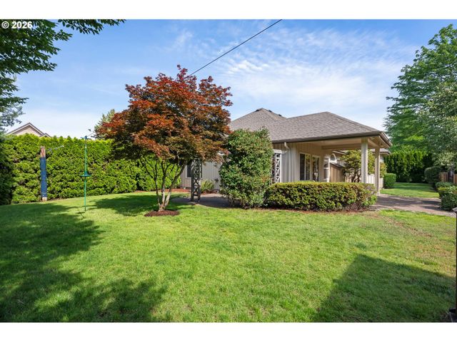 2971 SARAH Ln, Eugene, OR 97408
