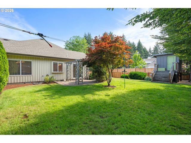 2971 SARAH Ln, Eugene, OR 97408