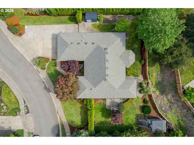 2971 SARAH Ln, Eugene, OR 97408