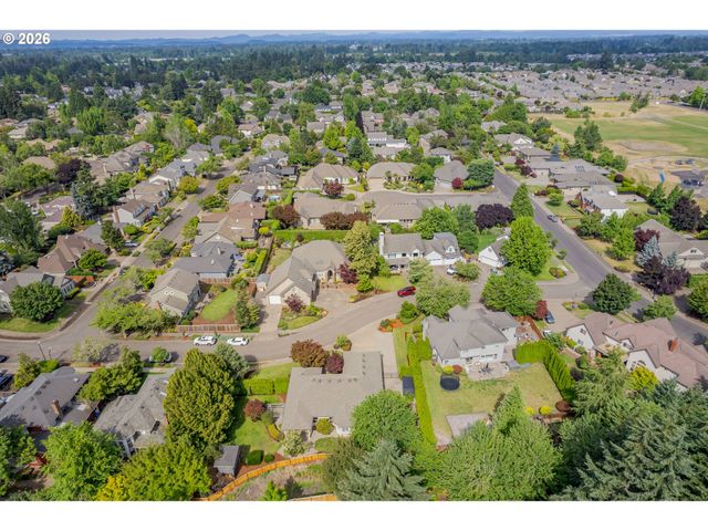 2971 SARAH Ln, Eugene, OR 97408