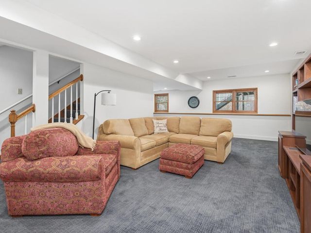 1301 Courtland E, Waconia, MN 55387