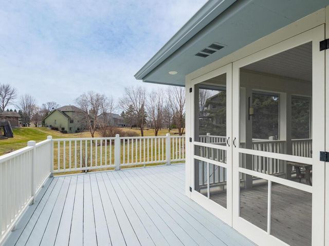 1301 Courtland E, Waconia, MN 55387