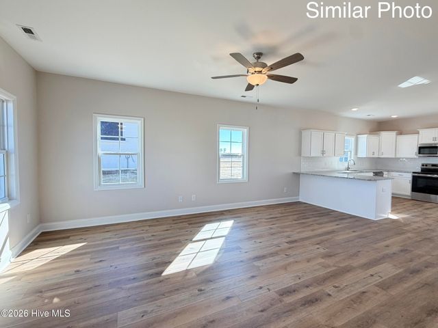 750 Aria Lane, Hubert, NC 28539