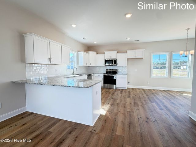 750 Aria Lane, Hubert, NC 28539