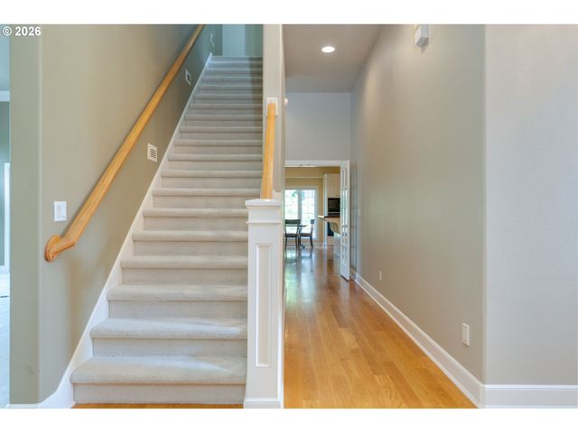 1081 Nw BAKER CREST Ct, Mc Minnville, OR 97128
