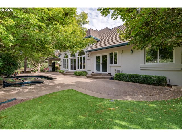 1081 Nw BAKER CREST Ct, Mc Minnville, OR 97128