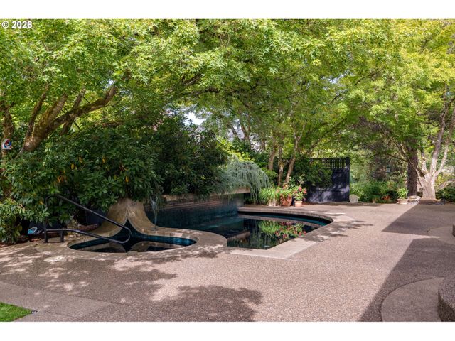 1081 Nw BAKER CREST Ct, Mc Minnville, OR 97128