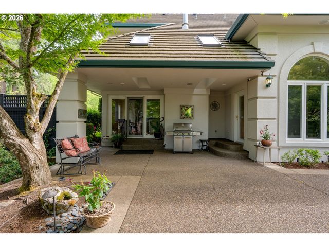 1081 Nw BAKER CREST Ct, Mc Minnville, OR 97128