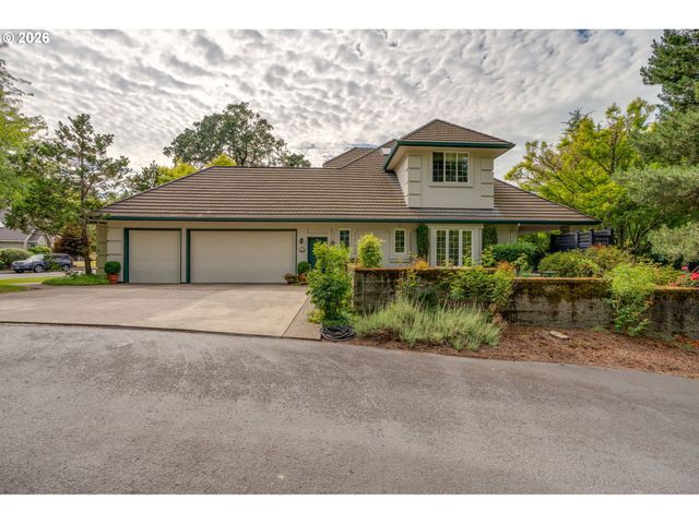 1081 Nw BAKER CREST Ct, Mc Minnville, OR 97128