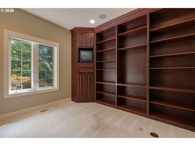 1081 Nw BAKER CREST Ct, Mc Minnville, OR 97128