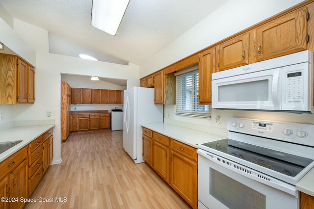 1527 Frontier Drive, Melbourne, FL 32940