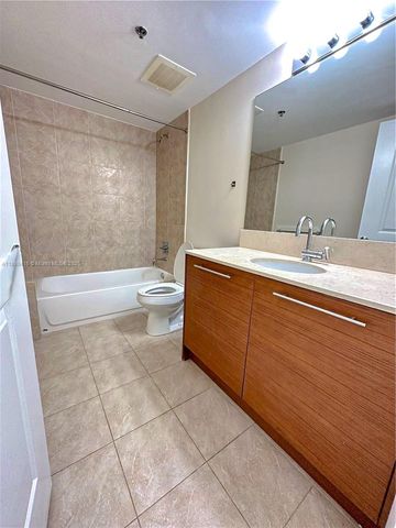 2681 N Flamingo Rd 1704S, Sunrise, FL 33323