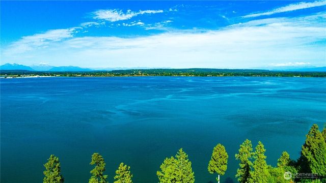 5488 Puffin Place, Blaine, WA 98230