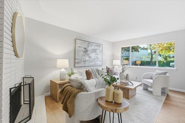 1542 Canna Court, Mountain View, CA 94043