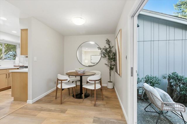 1542 Canna Court, Mountain View, CA 94043