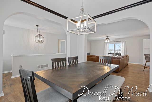 9595 Scotsmoor Court Se, Caledonia Twp, MI 49316