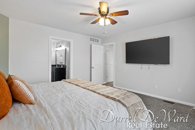 9595 Scotsmoor Court Se, Caledonia Twp, MI 49316