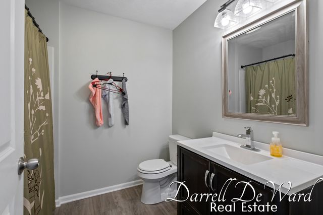 9595 Scotsmoor Court Se, Caledonia Twp, MI 49316