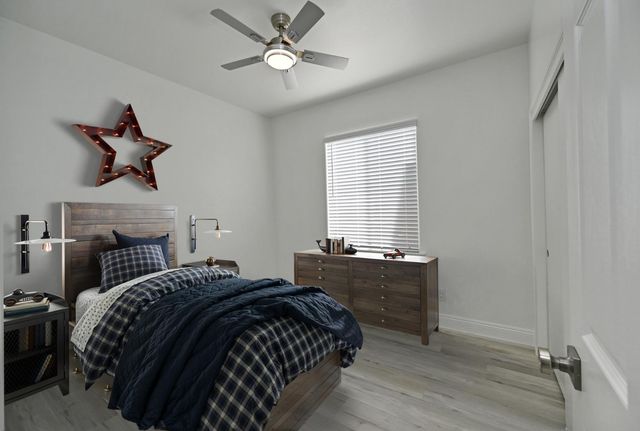 878 N Ash Avenue, Clovis, CA 93611