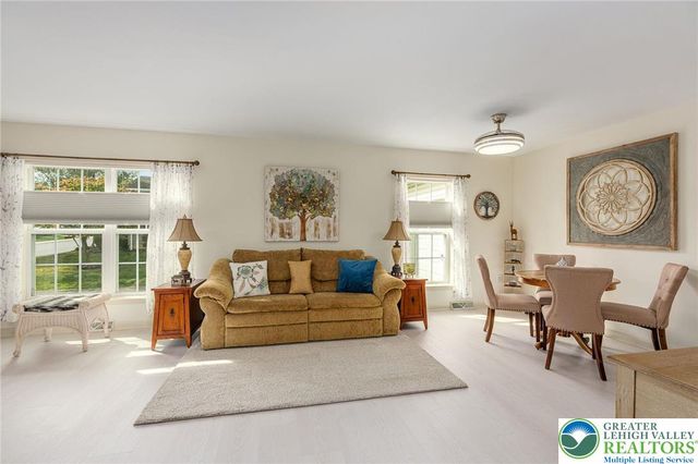 677 Biltmore Avenue, Easton, PA 18040