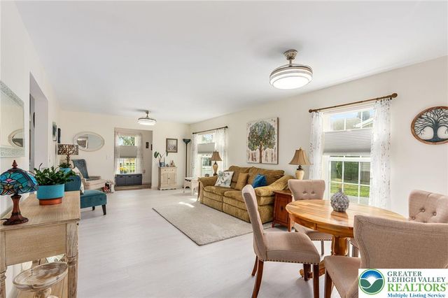 677 Biltmore Avenue, Easton, PA 18040