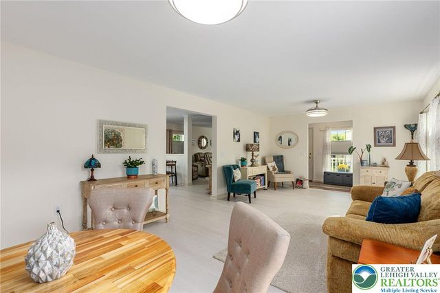 677 Biltmore Avenue, Easton, PA 18040