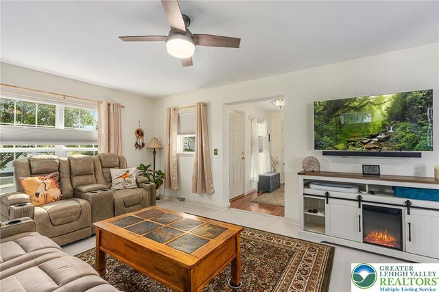 677 Biltmore Avenue, Easton, PA 18040