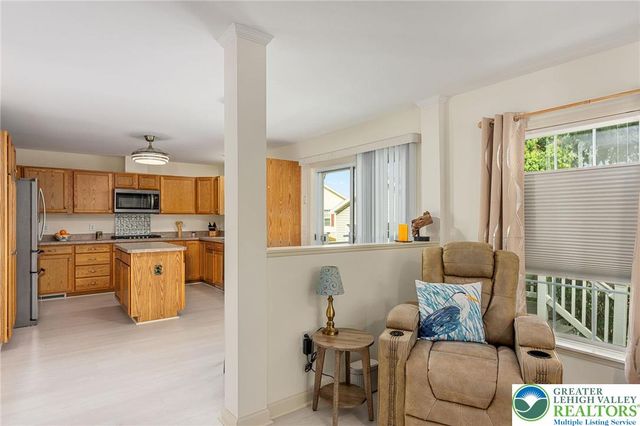 677 Biltmore Avenue, Easton, PA 18040