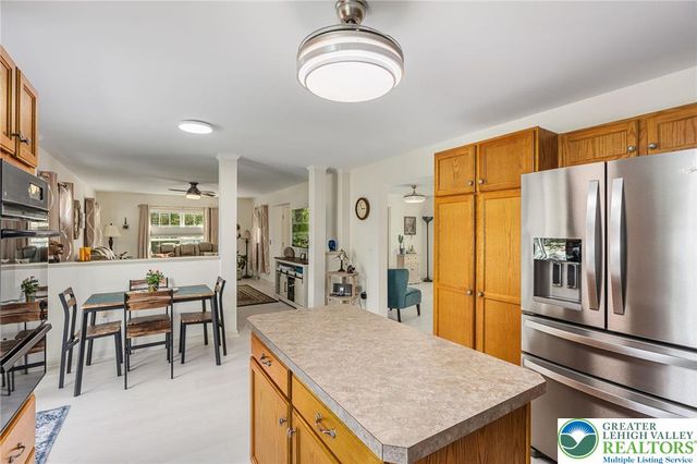 677 Biltmore Avenue, Easton, PA 18040