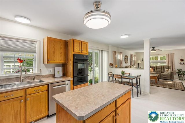 677 Biltmore Avenue, Easton, PA 18040