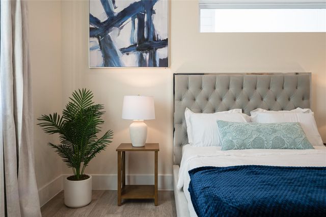 911 Thompson Street, Houston, TX 77007