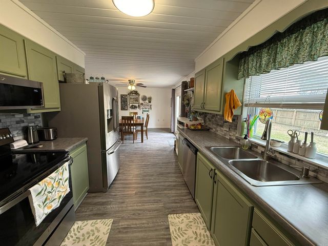 131 Cloverdale Boulevard, Searcy, AR 72143