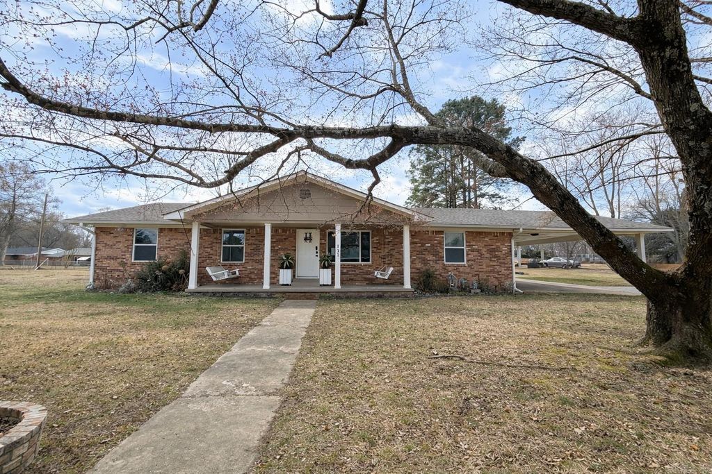 131 Cloverdale Boulevard, Searcy, AR 72143