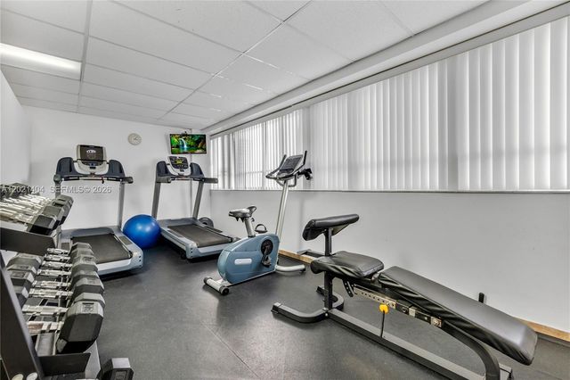 7300 Wayne Ave 514, Miami Beach, FL 33141