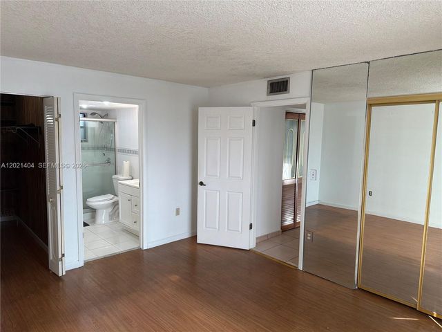 7300 Wayne Ave 514, Miami Beach, FL 33141