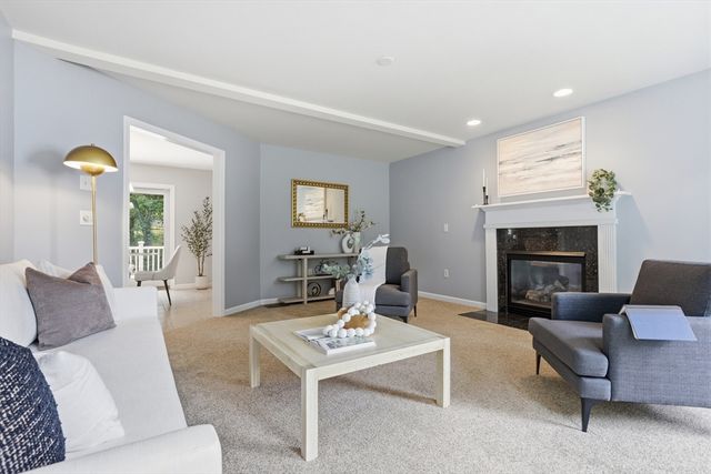 139 Autumn Rd, Dracut, MA 01826