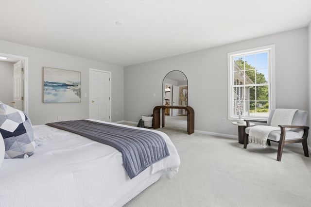139 Autumn Rd, Dracut, MA 01826